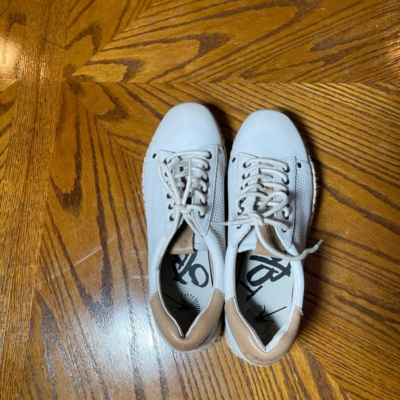 SOLD Women leather espadrilles sneakers perforated Sz 7M - Picture 6 of 12